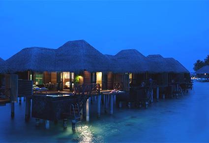 الحياة الحالمة في منتجع Vilu Reef Beach & Spa بالمالديف